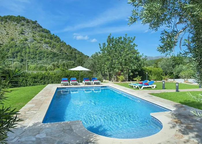 Villa Busqueroles By *