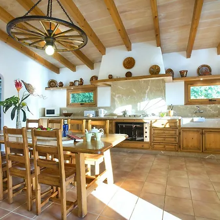 Busqueroles By Pollença