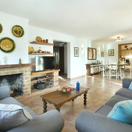 Busqueroles By Pollença